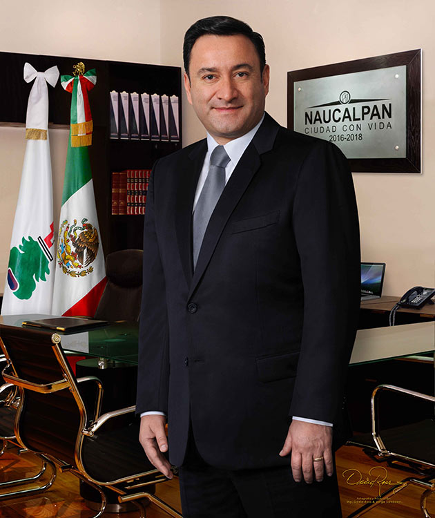Edgar Armando Olvera Higuera - Presidente Municipal de Naucalpan de Juárez 2016-2018 - David Ross - Fotógrafo de Presidentes Municipales