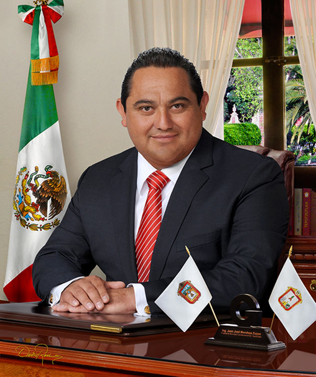 Juan José Mendoza Zuppa - Presidente Municipal de Tepotzotlan 2013-2015 - David Ross - Fotógrafo de Presidentes Municipales