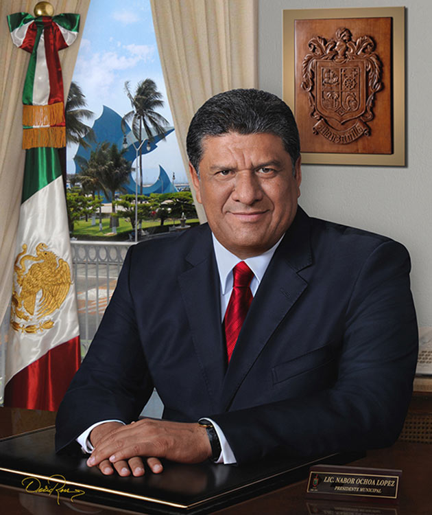 Nabor Ochoa López - Presidente Municipal de Manzanillo, Colima 2009-2012 - David Ross - Fotógrafo de Presidentes Municipales